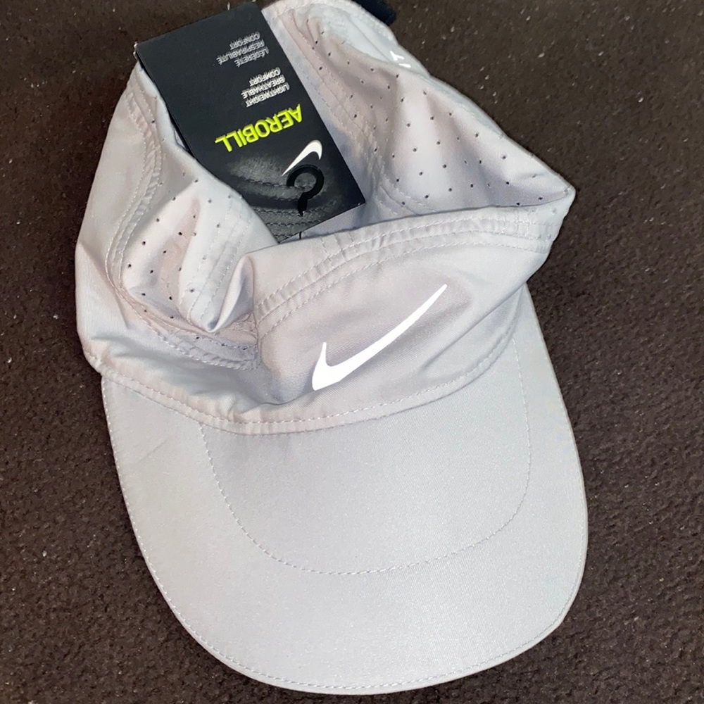 Nike gray aerobill